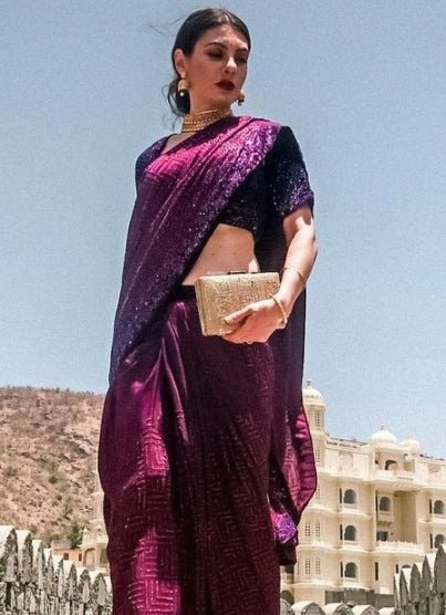 Gold Embroidered Clutch AMYRA - Fabilicious Fashion