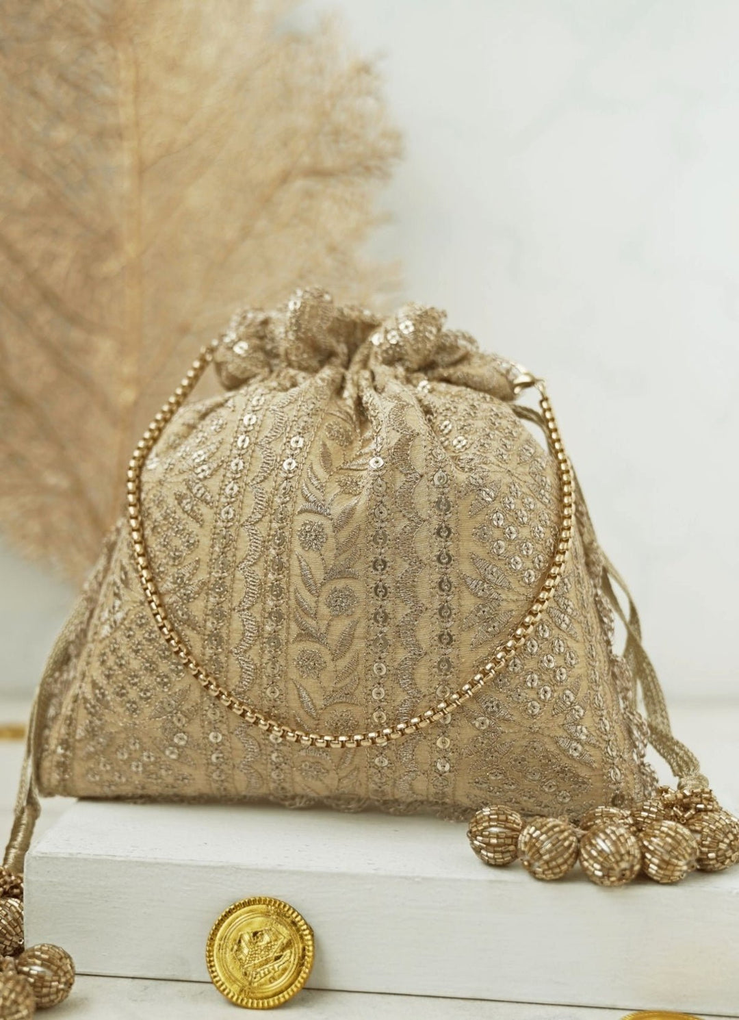 Gold Embroidered Potli AMYRA - Fabilicious Fashion