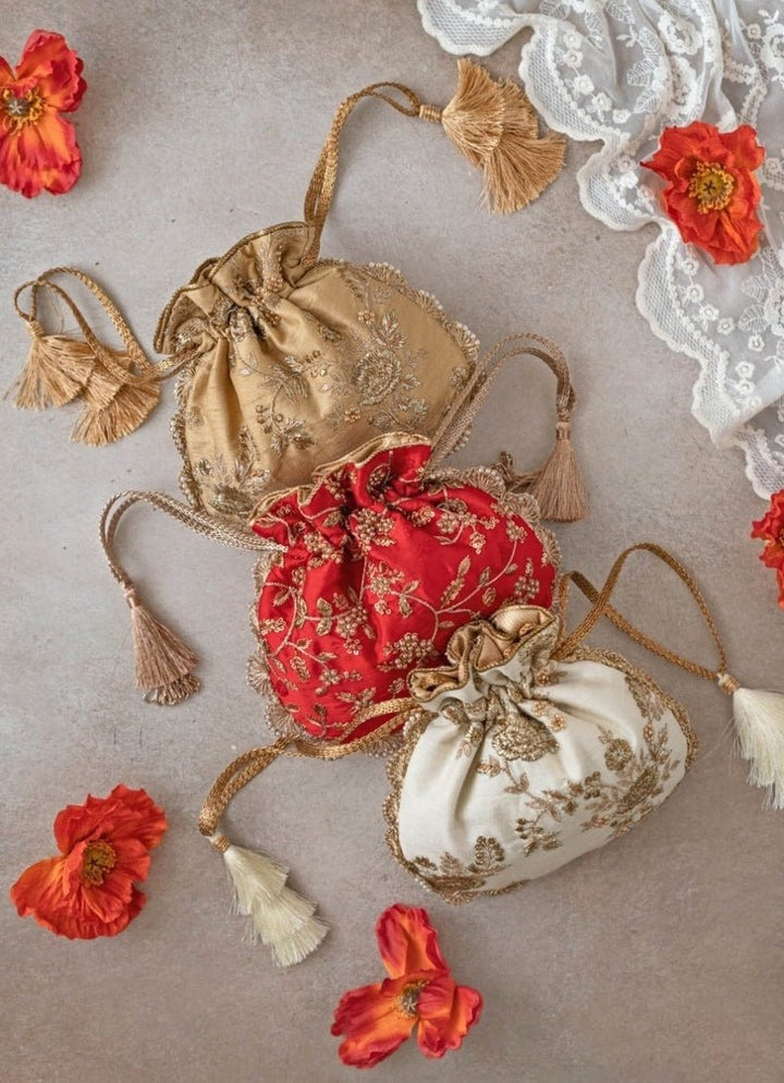 Gold Embroidered Potli AMYRA - Fabilicious Fashion