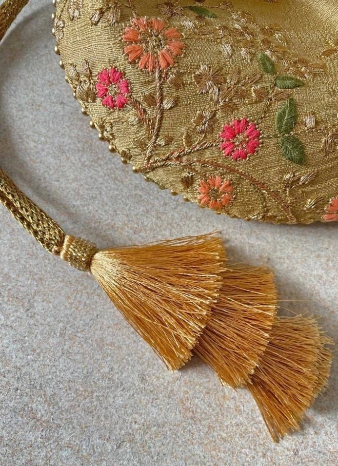 Gold Embroidered Potli AMYRA - Fabilicious Fashion