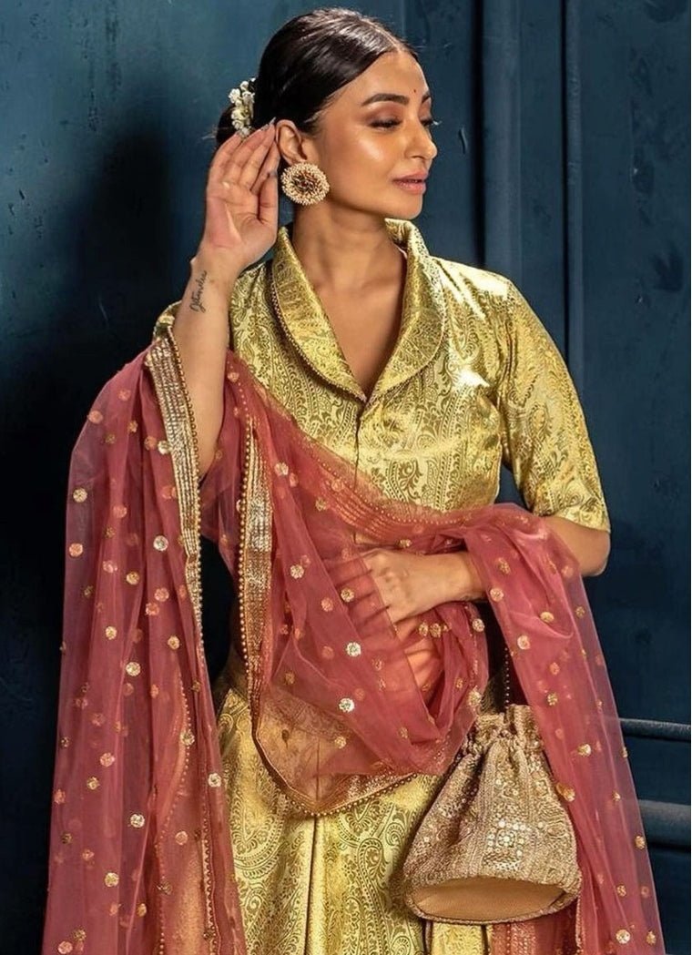 Gold Embroidered Potli AMYRA - Fabilicious Fashion