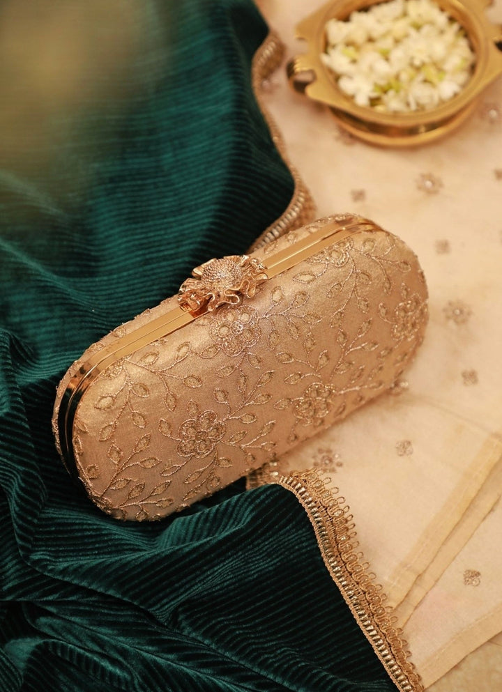 Gold Embroidered Tissue Clutch Amyra - Fabilicious Fashion