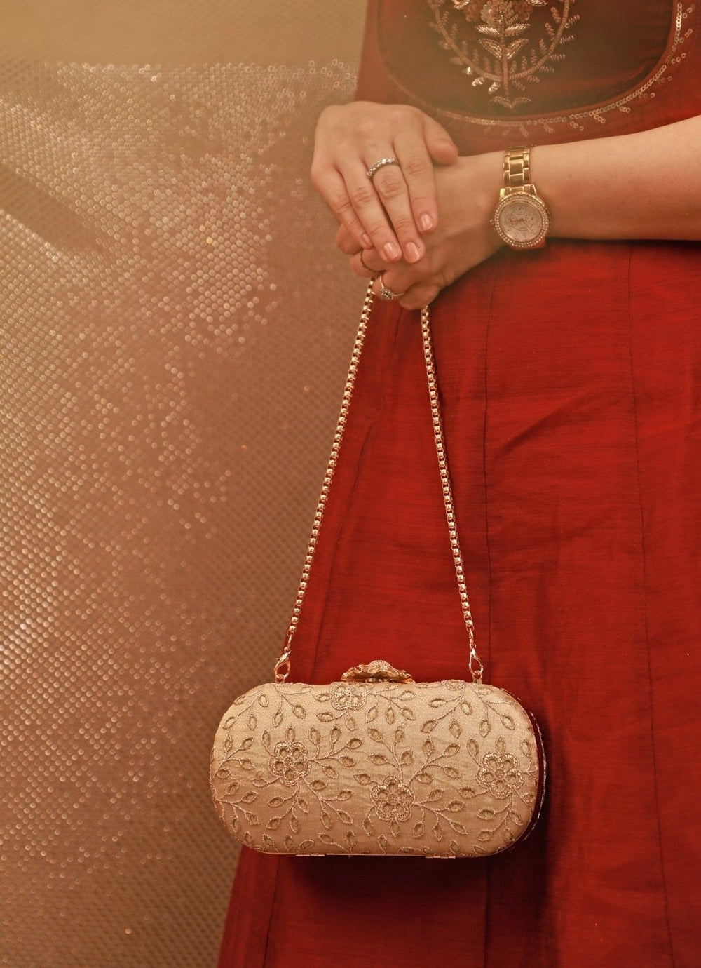 Gold Embroidered Tissue Clutch Amyra - Fabilicious Fashion