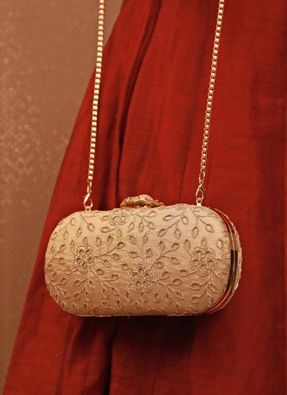 Gold Embroidered Tissue Clutch Amyra - Fabilicious Fashion