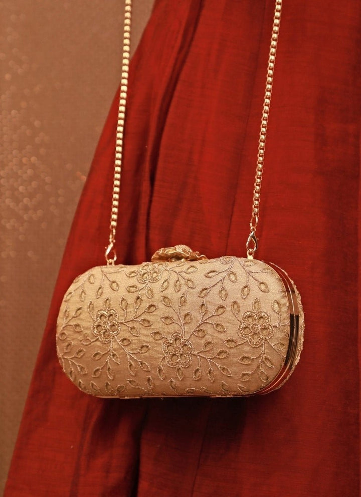 Gold Embroidered Tissue Clutch Amyra - Fabilicious Fashion
