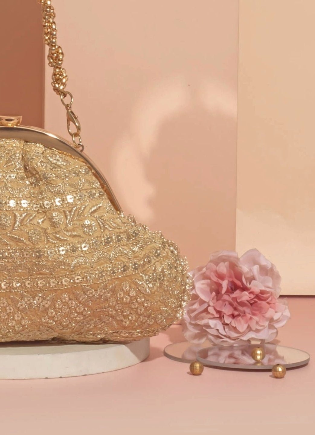 Gold Embroidered Vintage Purse AMYRA - Fabilicious Fashion