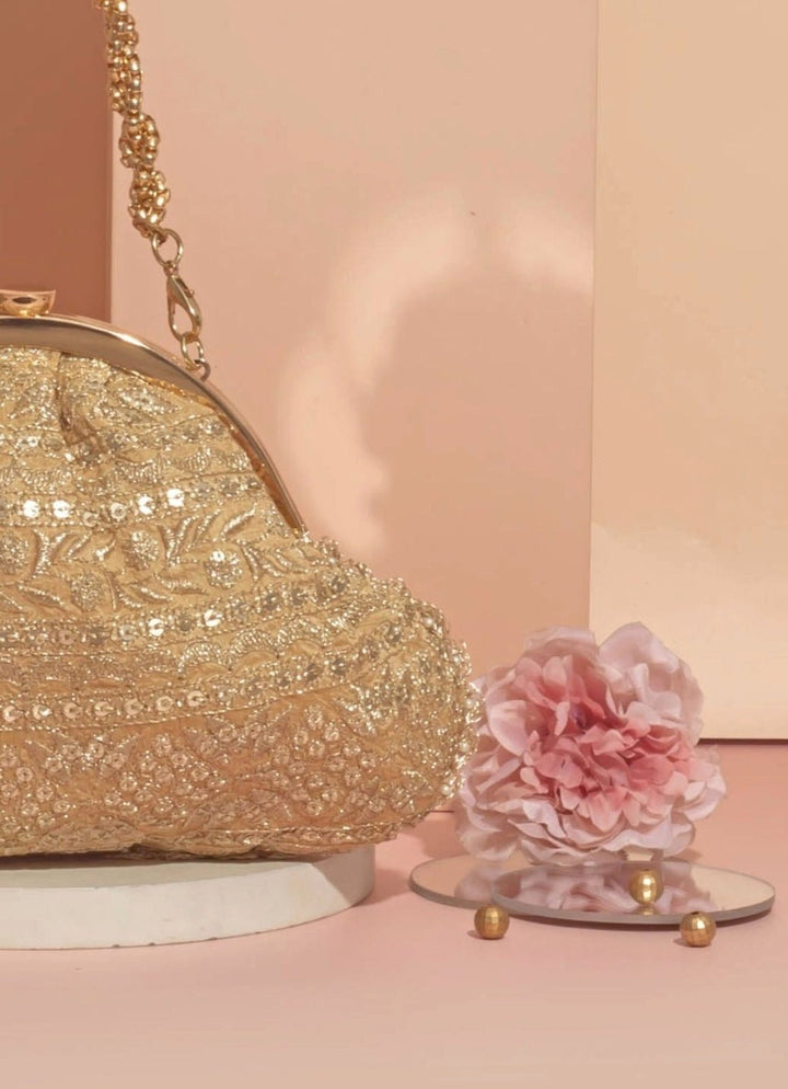 Gold Embroidered Vintage Purse AMYRA - Fabilicious Fashion