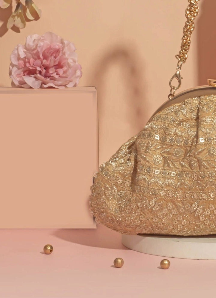 Gold Embroidered Vintage Purse AMYRA - Fabilicious Fashion