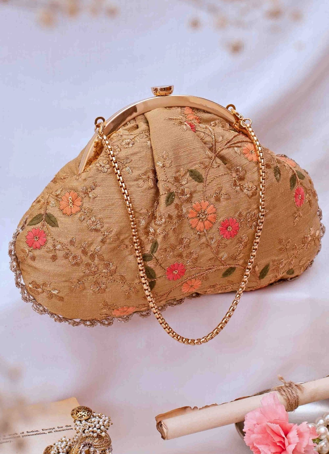 Gold Embroidered Vintage Purse AMYRA - Fabilicious Fashion