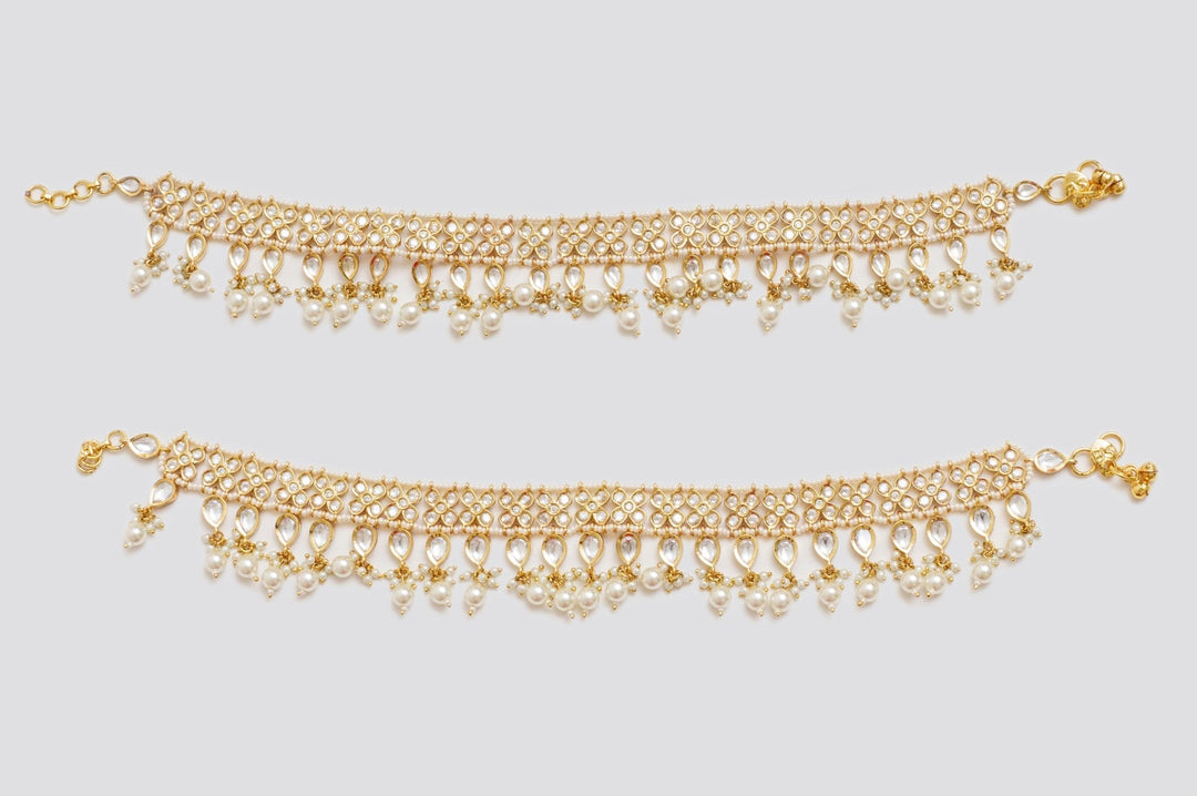 Gold Finish Kundan And Pearl Anklets Zevar By Geeta - Fabilicious Fashion