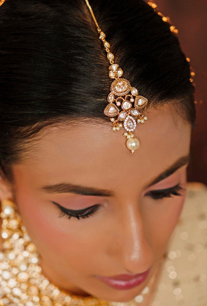Gold Finish Kundan And Pearl Drop Necklace Set Zevar By Geeta - Fabilicious Fashion