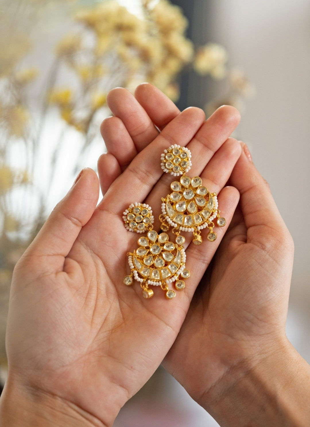 Do Taara Gold Floral Kundan EarringsFabilicious Fashion