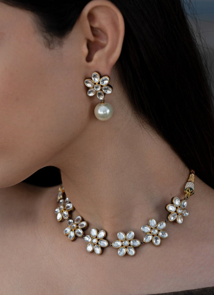 Do Taara Gold Floral Polki Necklace SetFabilicious Fashion