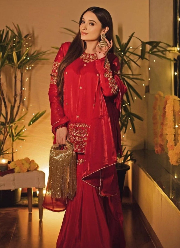 Gold Georgette Handcrafted Hand Bag House of Kosha - Fabilicious Fashion