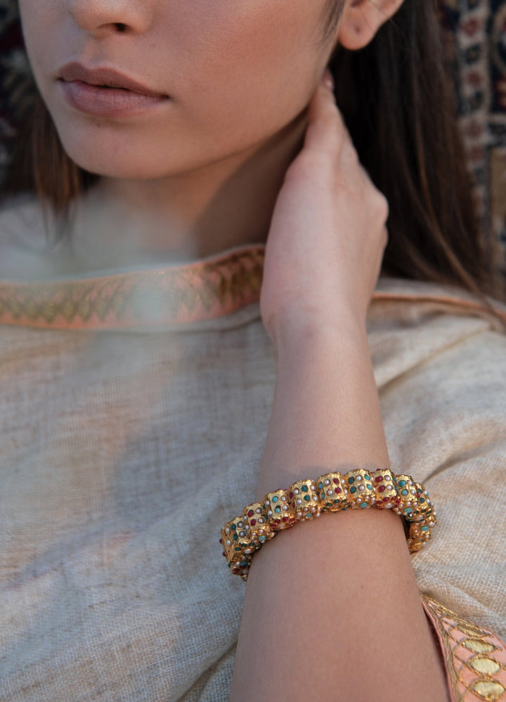 Do Taara Gold Jadau BangleFabilicious Fashion