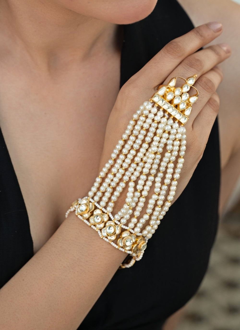 Do Taara Gold Kundan And Pearls HathphoolFabilicious Fashion