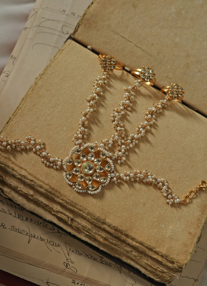 Do Taara Gold Kundan HathphollFabilicious Fashion