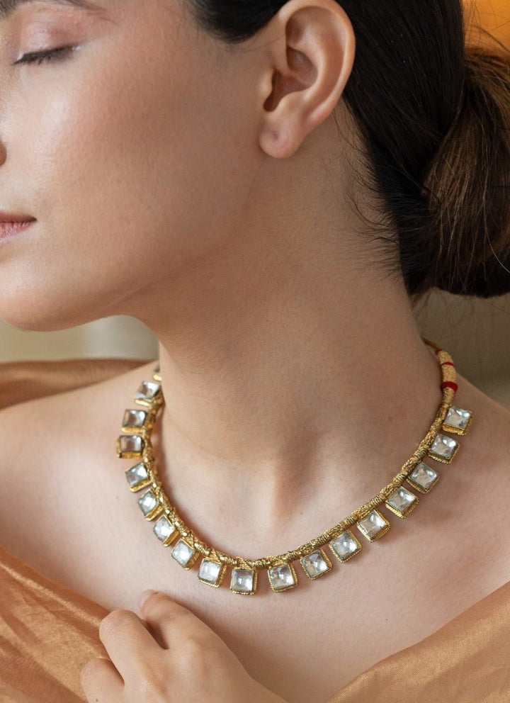 Do Taara Gold Kundan Necklace SetFabilicious Fashion