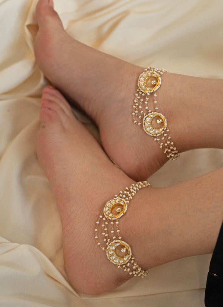 Do Taara Gold Kundan Pearl AnkletsFabilicious Fashion