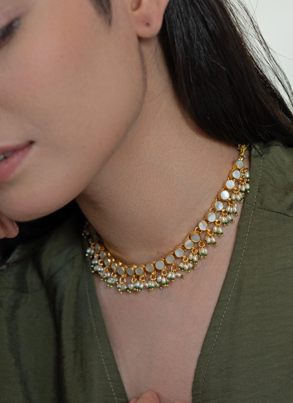 Do Taara Gold Mother Of Pearl NecklaceFabilicious Fashion