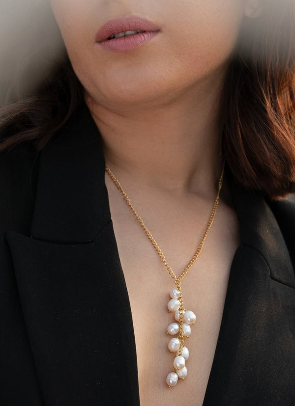Gold Pearls Necklace