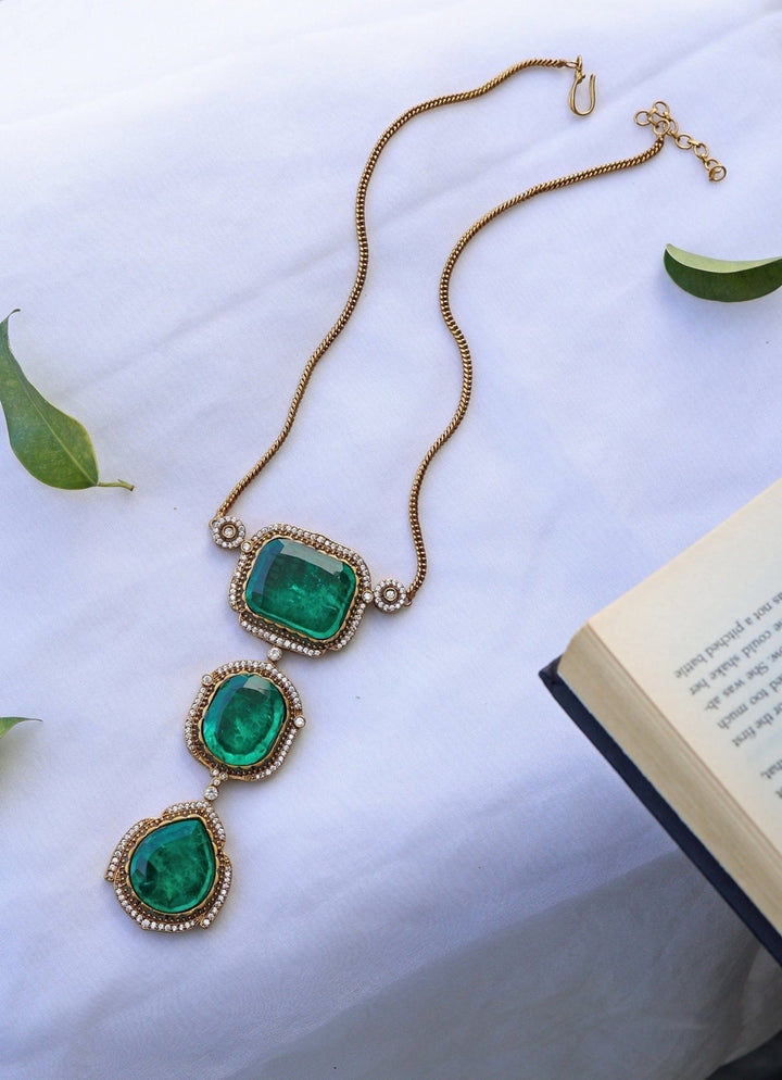 Do Taara Gold Plated Green Victorian NecklaceFabilicious Fashion