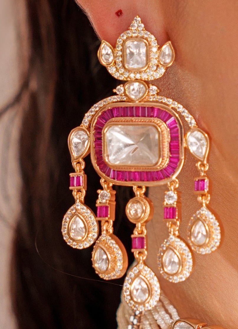 Gold Plated Polki And Red Stone Choker Set With Maangtikka Zevar by Geeta - Fabilicious Fashion