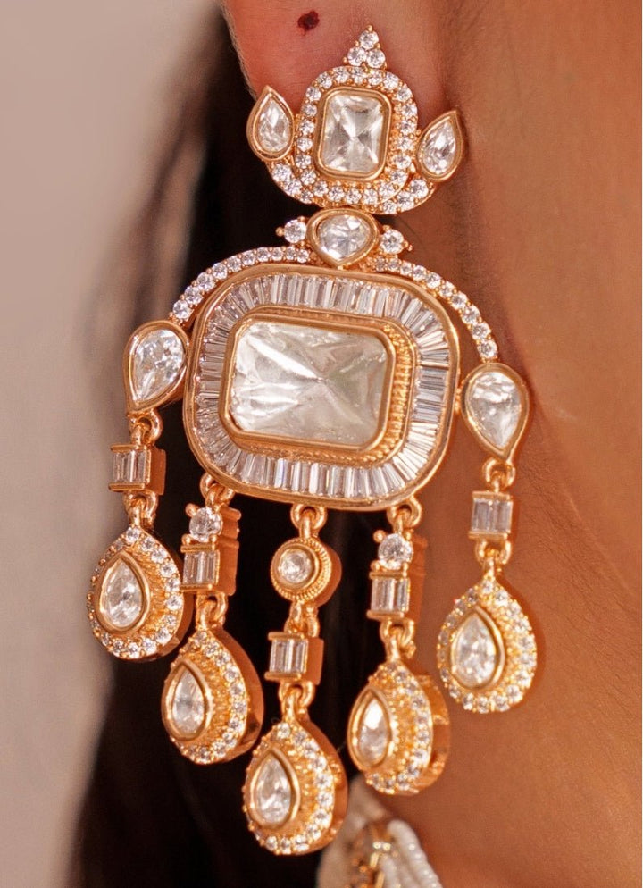 Gold Plated Polki And White Stone Choker Set With Maangtikka Zevar by Geeta - Fabilicious Fashion