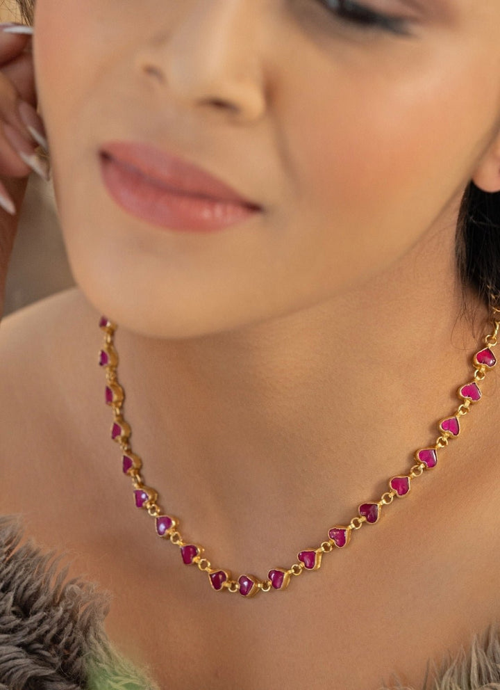 Do Taara Gold Plated Red Kundan NecklaceFabilicious Fashion