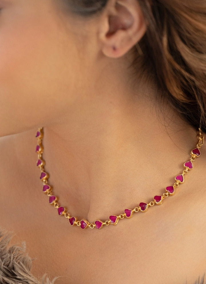 Do Taara Gold Plated Red Kundan NecklaceFabilicious Fashion