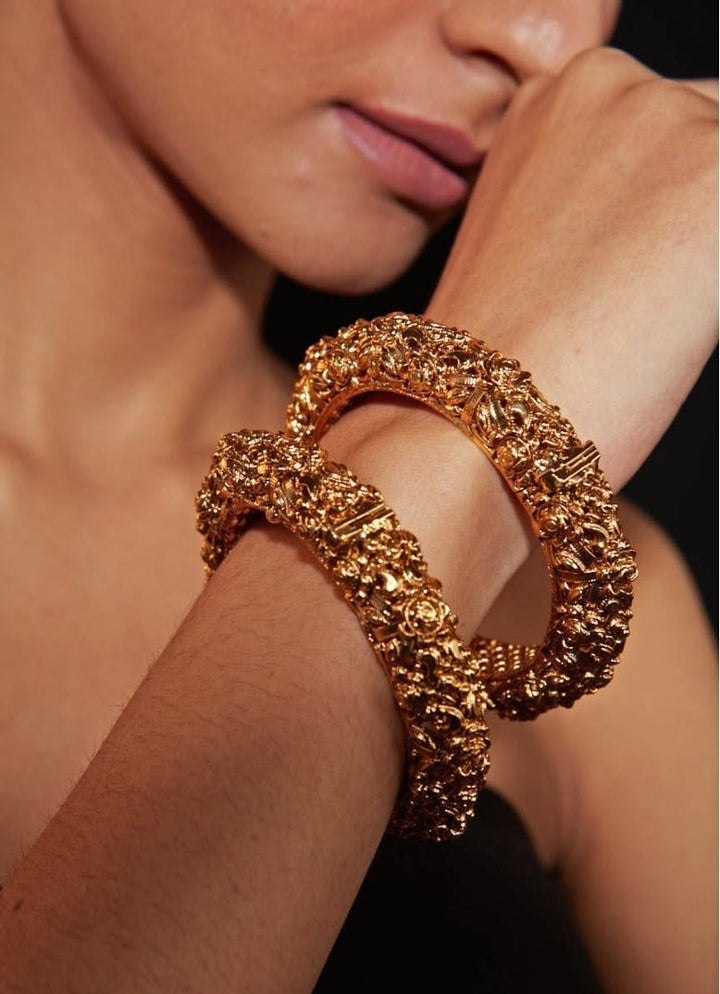 Vivinia by Vidhi Mehra Gold Plated Vintage Textured Bangle SetFabilicious Fashion