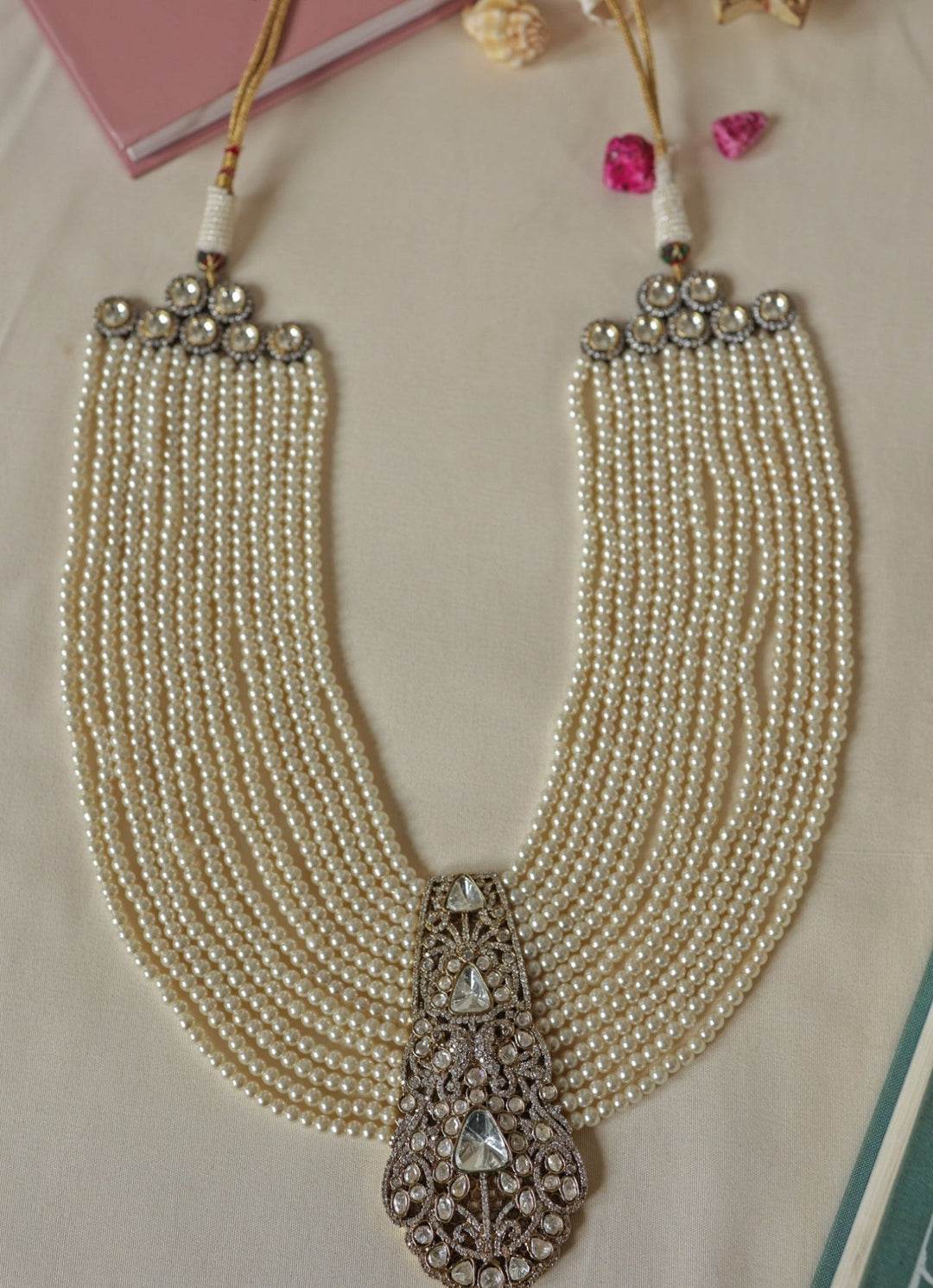 Do Taara Gold Polki And Pearl NecklaceFabilicious Fashion