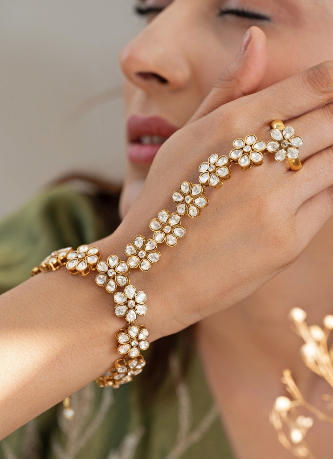 Do Taara Gold Polki Floral HathphoolFabilicious Fashion