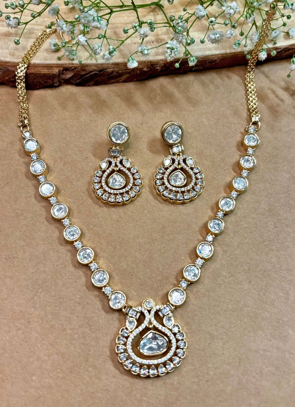 Naymee Gold Polki Necklace SetFabilicious Fashion