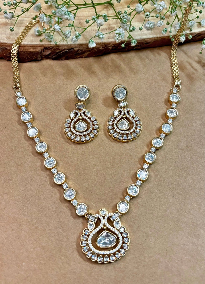 Naymee Gold Polki Necklace SetFabilicious Fashion