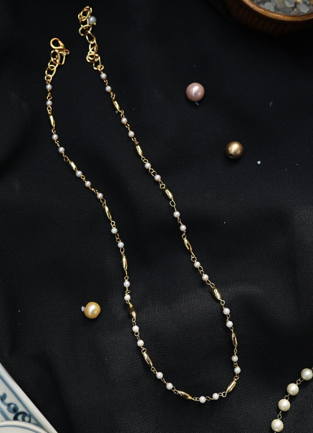 Do Taara Gold String NecklaceFabilicious Fashion