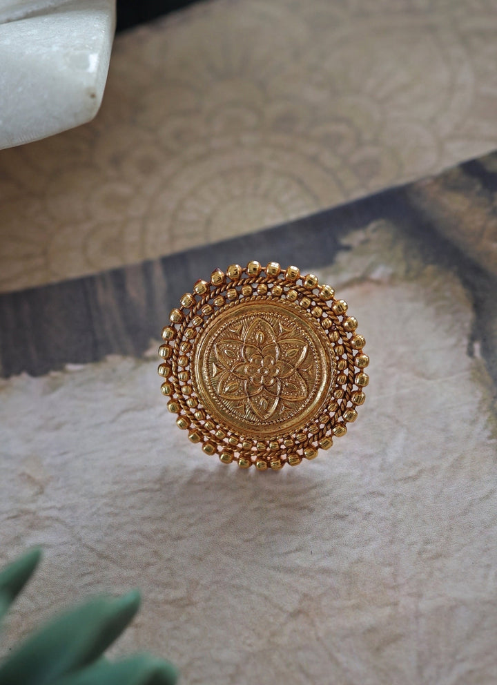 Do Taara Gold Temple RingFabilicious Fashion