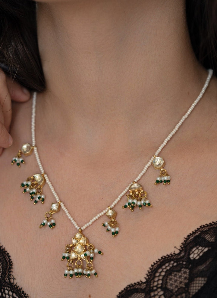 Do Taara Green And Gold Kundan NecklaceFabilicious Fashion