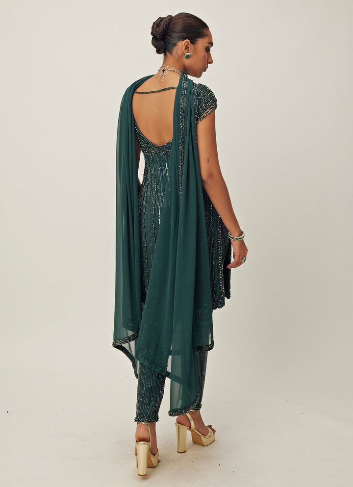 Green Crystal And Sequin Hand Embroidered Kurta Pant Set Vvani By Vani Vats - Fabilicious Fashion