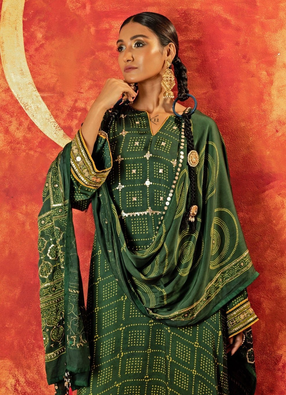 Green Embroidered And Hand - Blocked Satin Kurta Pant Set Prahnaaya - Fabilicious Fashion