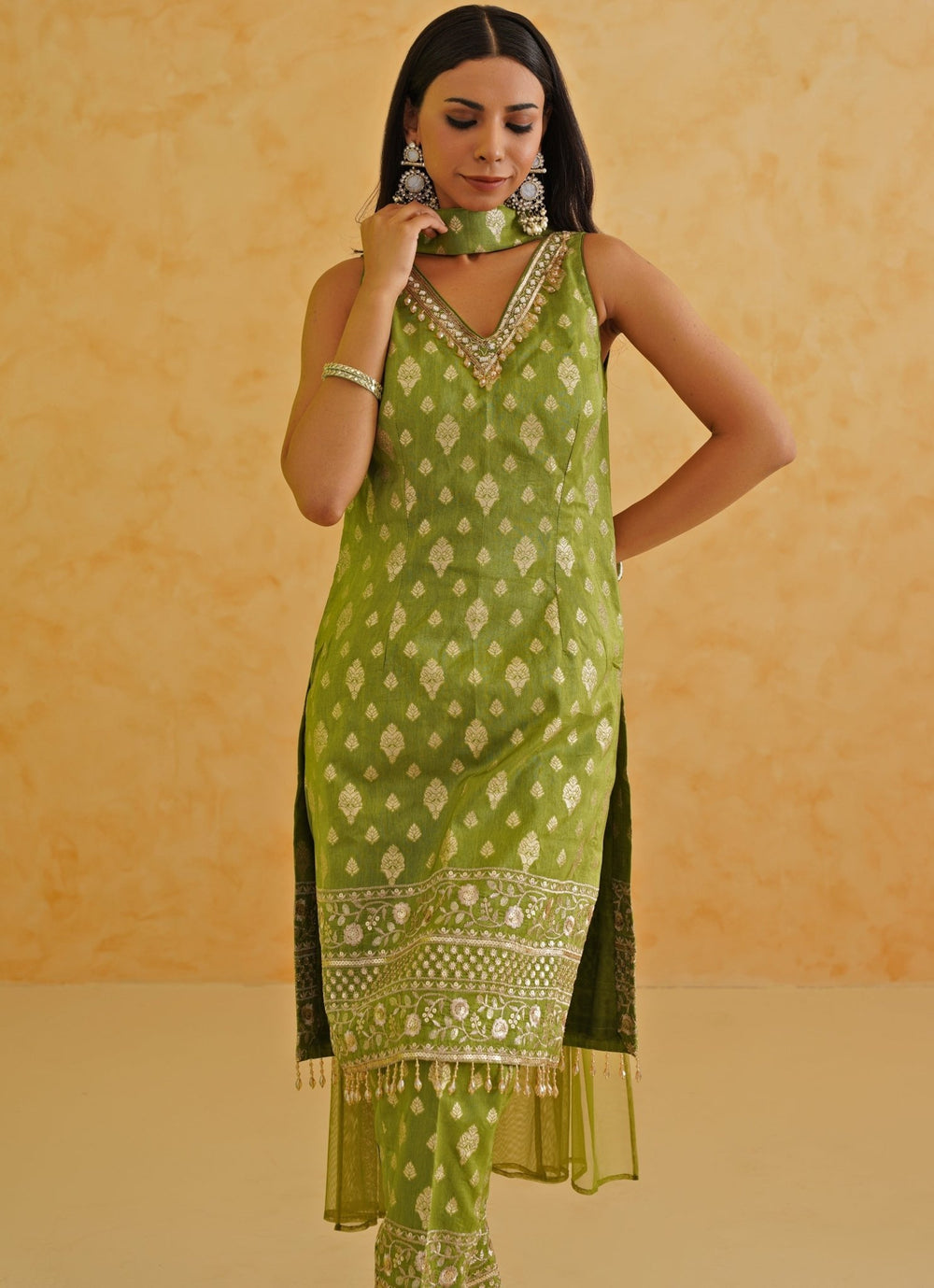 Green Embroidered Brocade Kurta Pant Set Deepika Chadha - Fabilicious Fashion