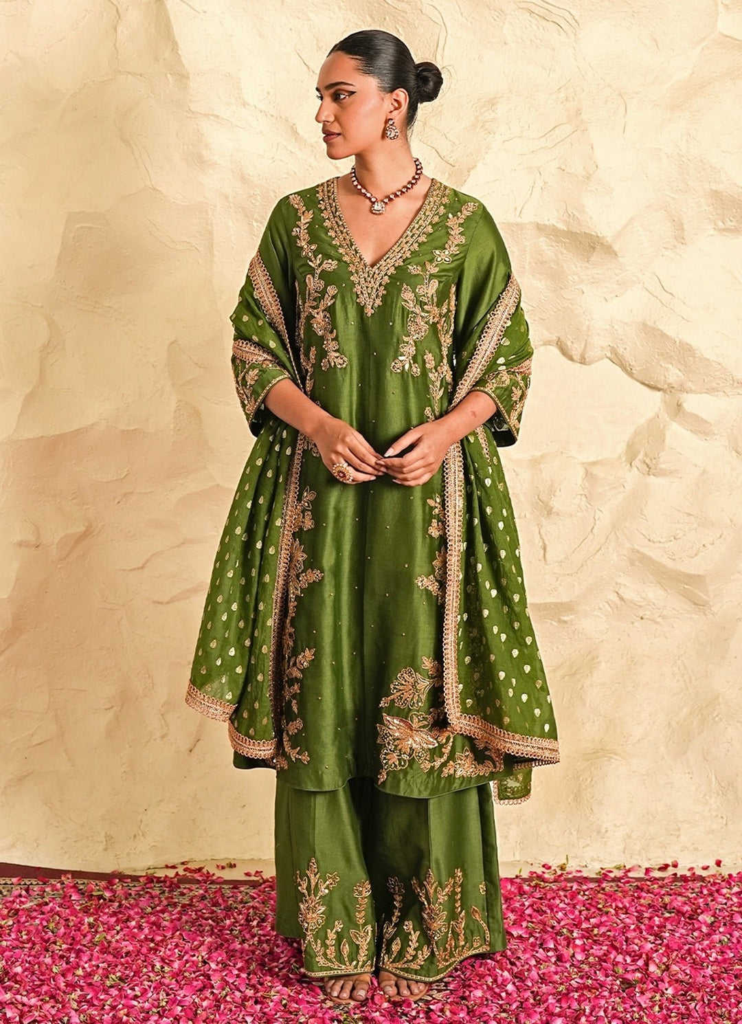 Nidhika Shekhar Green Embroidered Chanderi Kurta Pants SetFabilicious Fashion
