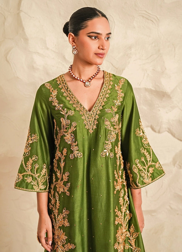Nidhika Shekhar Green Embroidered Chanderi Kurta Pants SetFabilicious Fashion