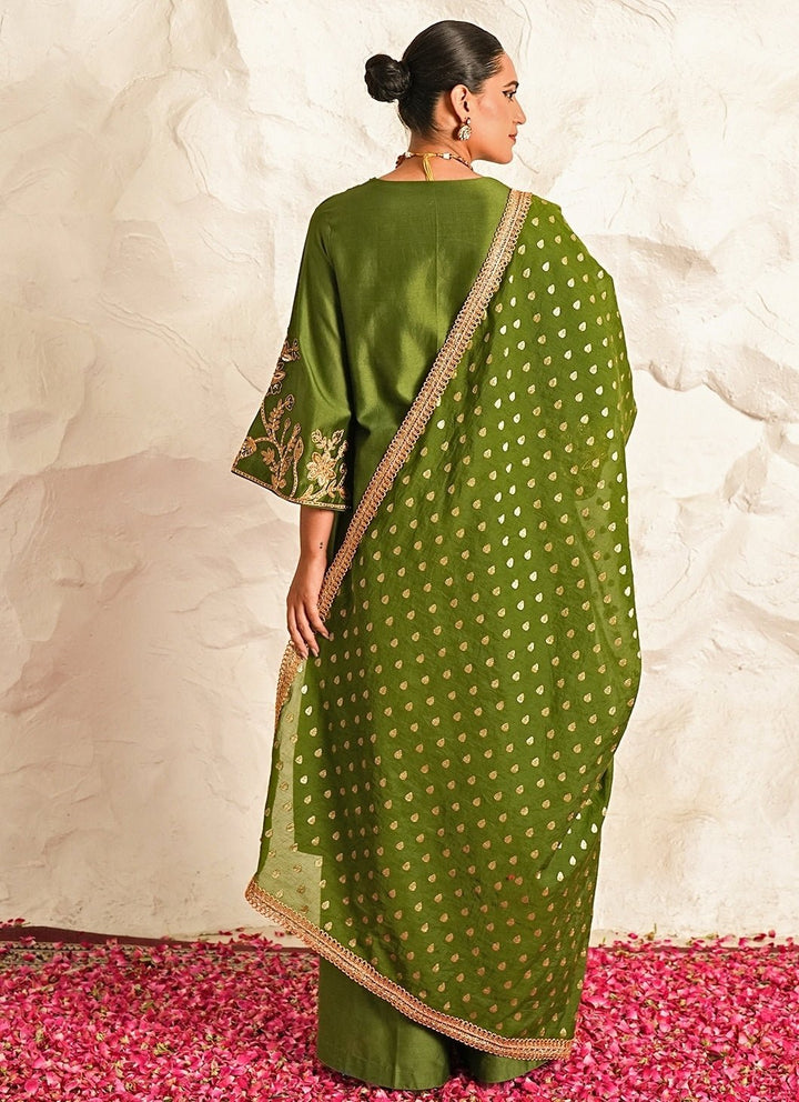 Nidhika Shekhar Green Embroidered Chanderi Kurta Pants SetFabilicious Fashion