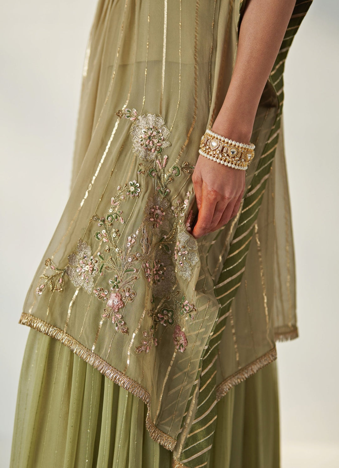 Green Embroidered Georgette Kaftan Kurta Set Studio Bagechaa - Fabilicious Fashion