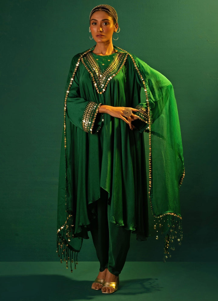 Green Embroidered High - Low Kurta Set Prahnaaya - Fabilicious Fashion