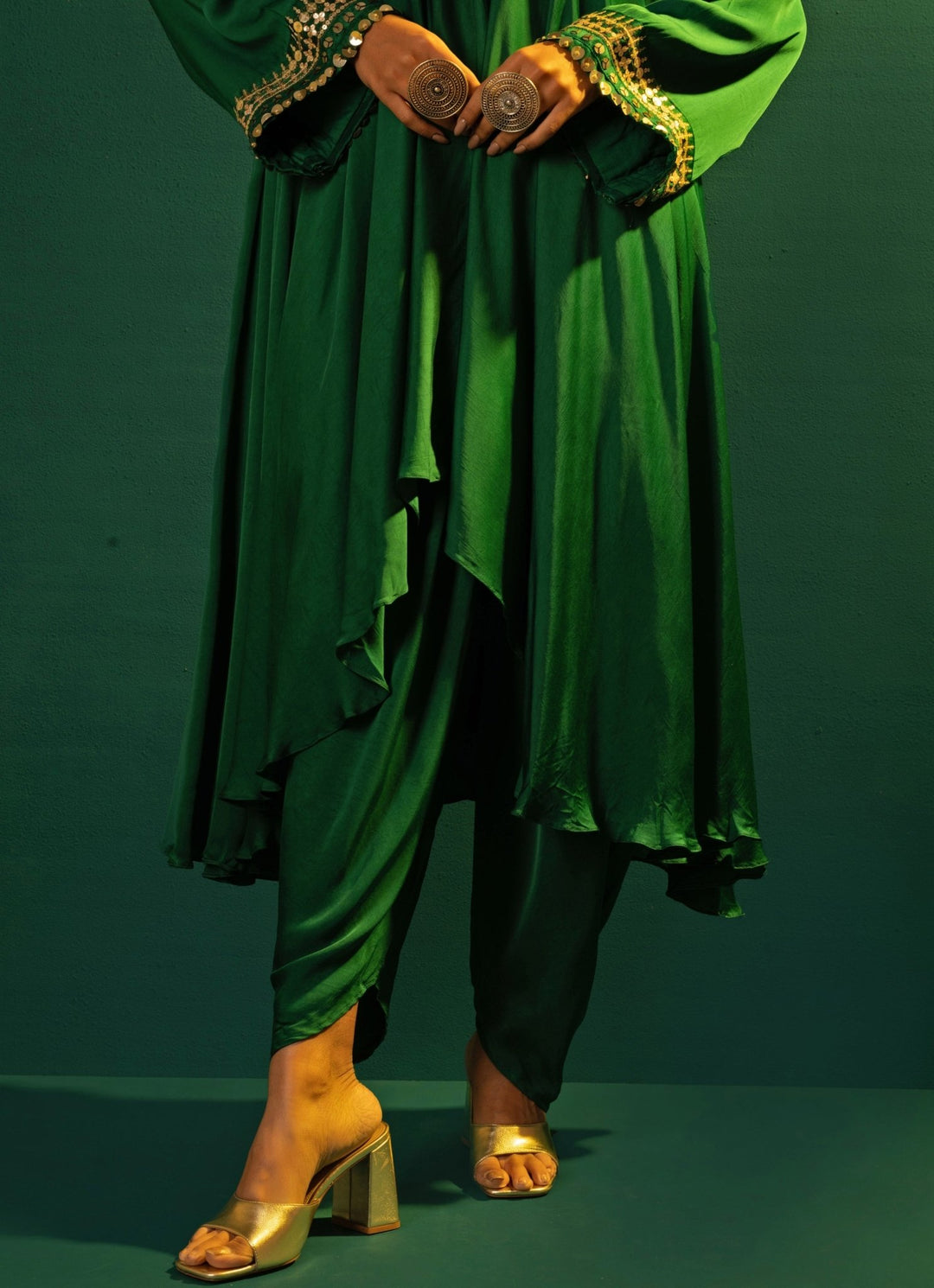 Green Embroidered High - Low Kurta Set Prahnaaya - Fabilicious Fashion