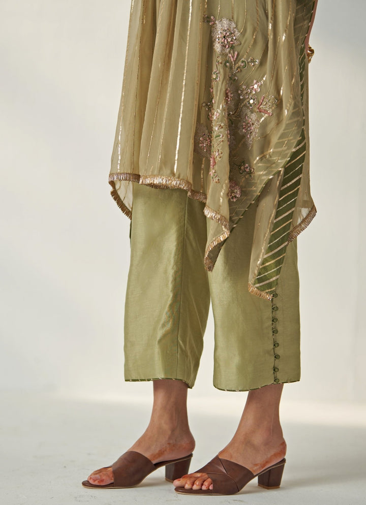 Green Embroidered Kaftan Kurta Pant Set Studio Bagechaa - Fabilicious Fashion