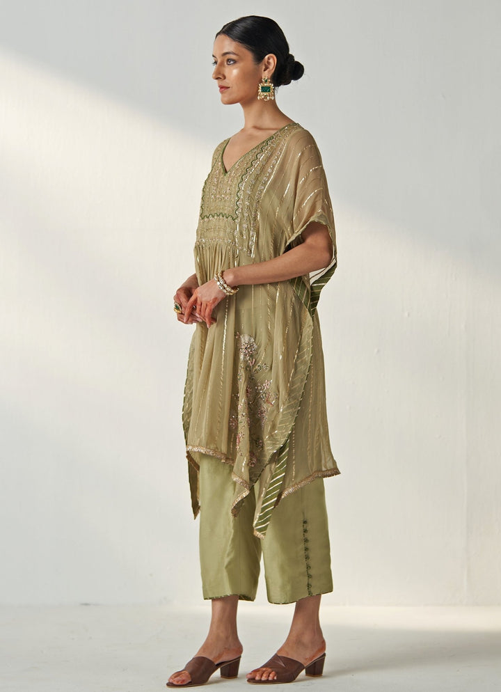 Green Embroidered Kaftan Kurta Pant Set Studio Bagechaa - Fabilicious Fashion