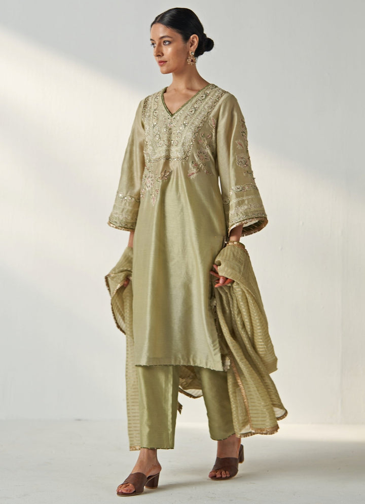 Green Embroidered Kurta Pant Set Studio Bagechaa - Fabilicious Fashion